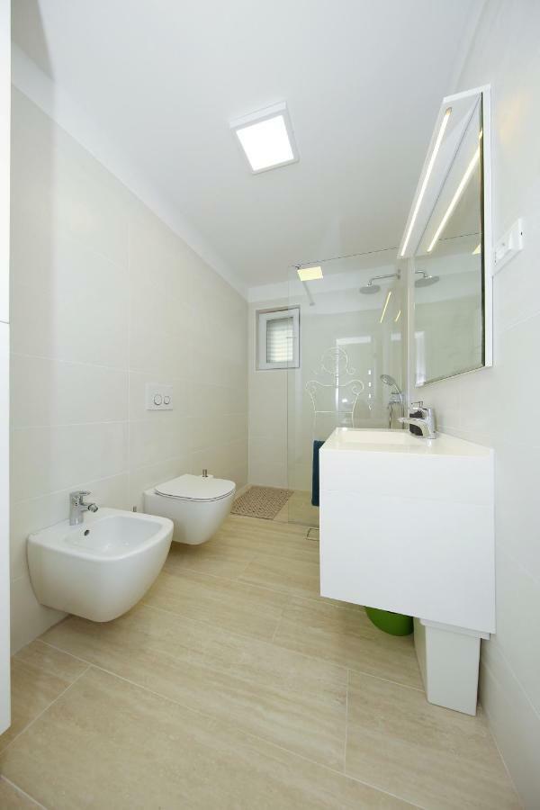 Valadar Apartments Privlaka  Dış mekan fotoğraf